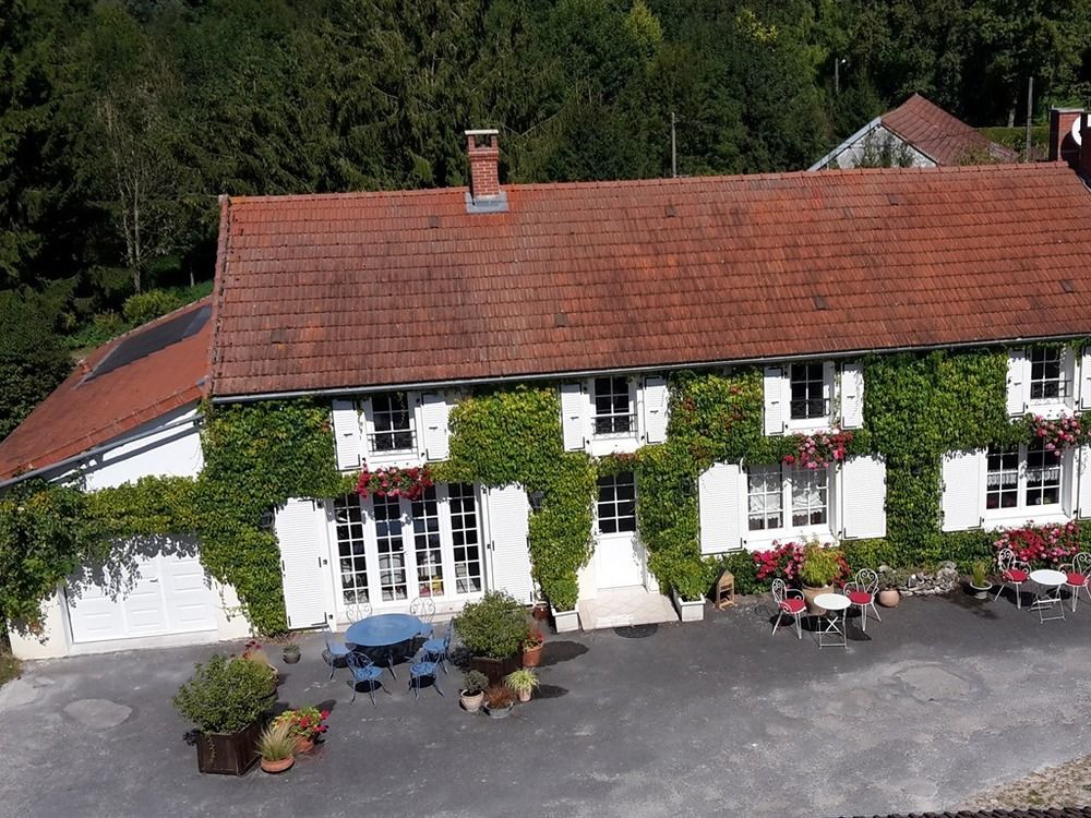 Bed and Breakfast Au Pre Du Moulin Clamanges Exteriér fotografie